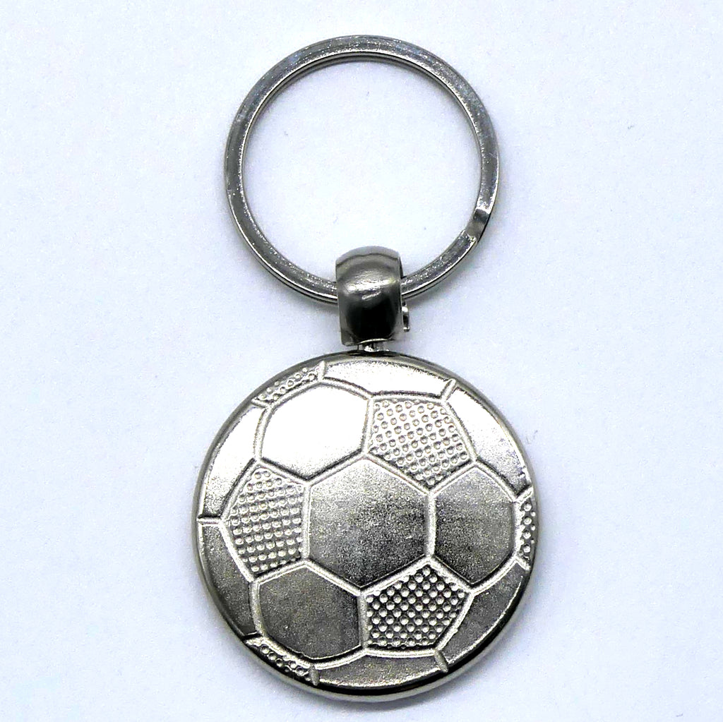 Metall-Schlüsselanhänger „Love Football – Hate Racism“